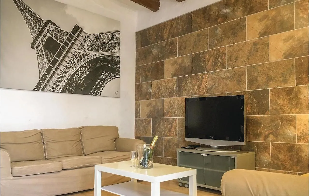 3 Bedroom Beautiful Apartment In بينيذا ذي مار